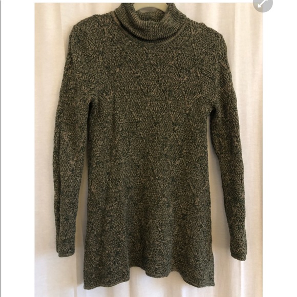 Turtle neck sweater - Picture 1 of 1